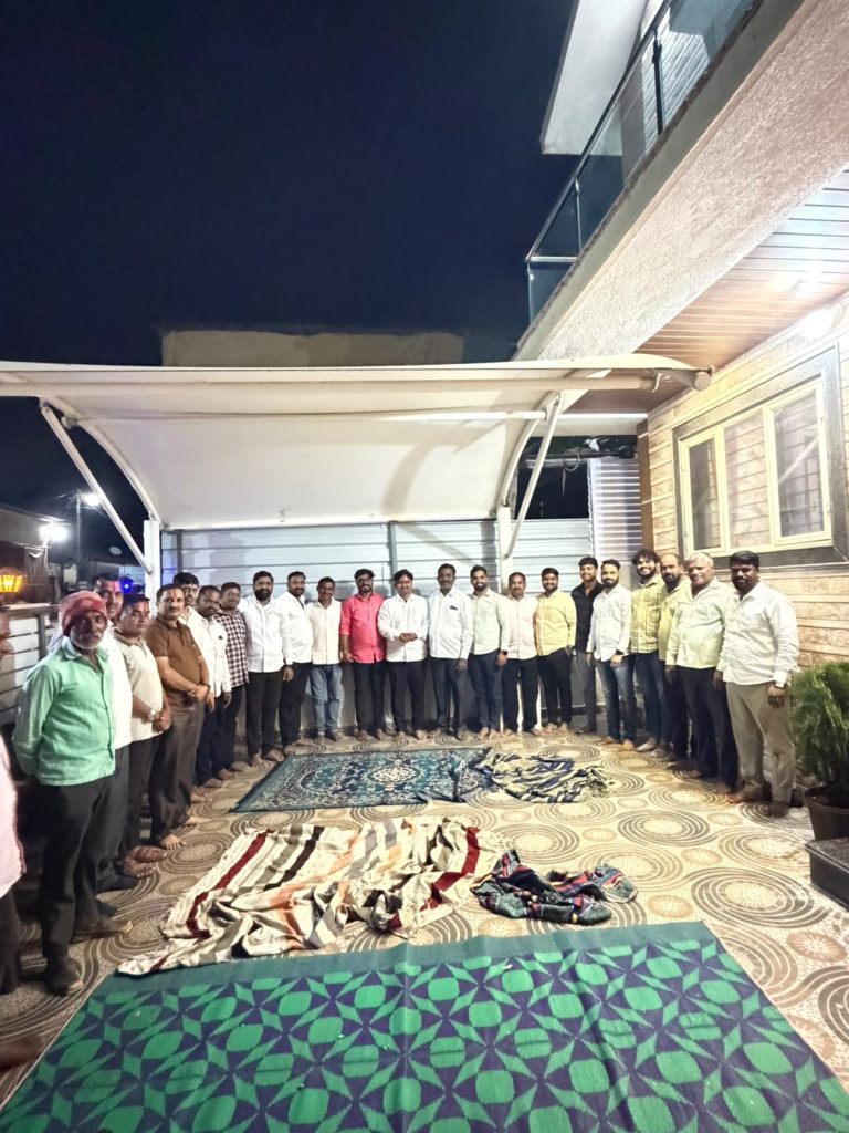 वाढदिवसानिमित्त वरवे खुर्द येथे ज्येष्ठ नागरिकांचा सन्मान; महेंद्र भोरडे यांचा स्तुत्य उपक्रम